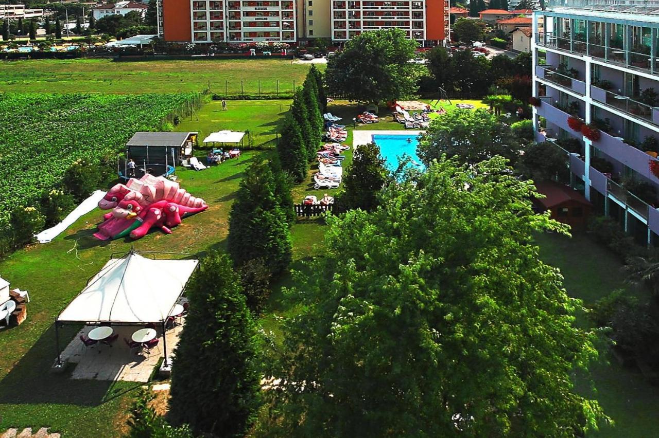 Ambassador - Igs04296-sya Riva del Garda